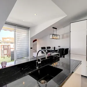 Penthouse Deluxe, Carolina Park, , Marbella Spain