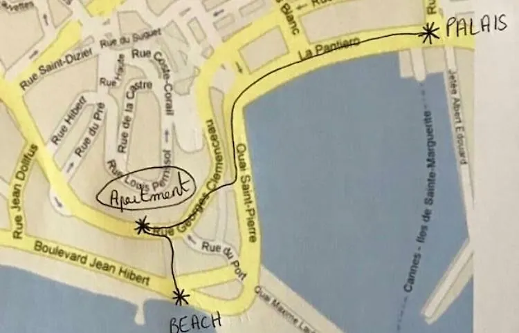 شقة 3 Pieces- Vieux Port- Terrasse - Parking Possible كان