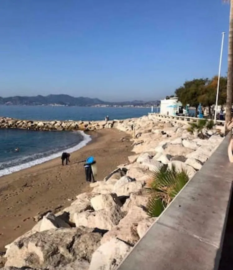 شقة 3 Pieces- Vieux Port- Terrasse - Parking Possible كان 0*,